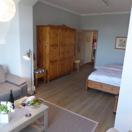 Appartementhaus Plueckhahn Apartment