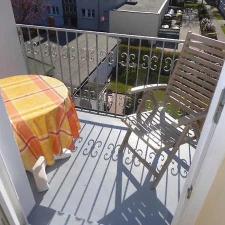 Appartementhaus Plueckhahn * Ostseebad Kühlungsborn